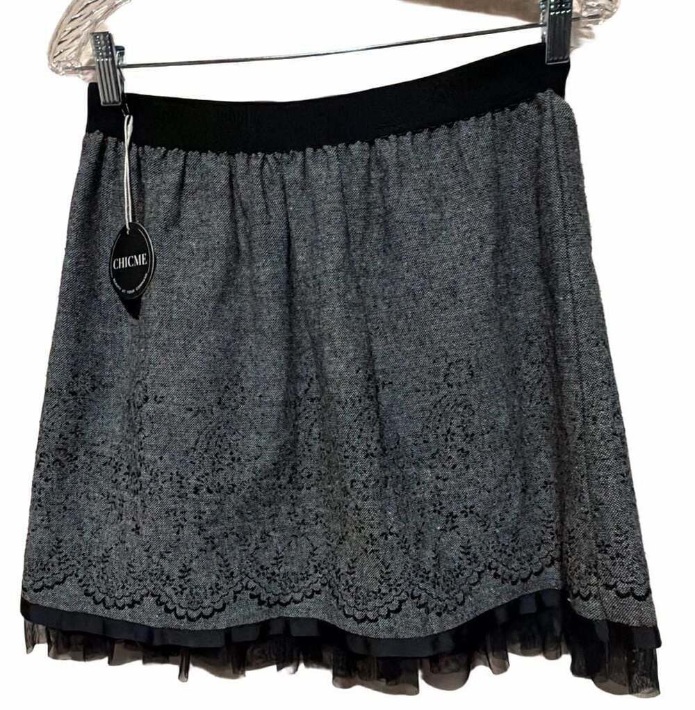 Joe Benbasset Gray Wool Blend Pull-On Mini Skirt with Floral Embroidery and Tull